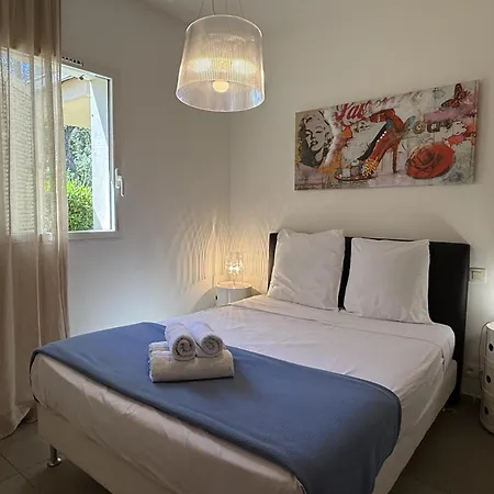 T4 Cote N6 Face A La Appartement *